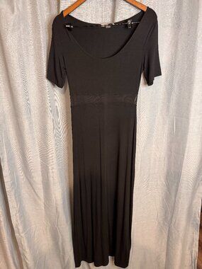 Tart Black Scoop Neck Short Sleeve Maxi Dress Small w/ Slit
